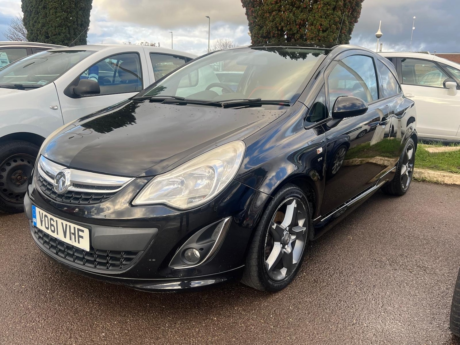 Used Vauxhall Corsa 2011 for sale - 76534072: Photo 3