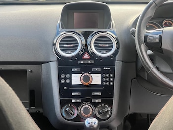 Used Vauxhall Corsa 2011 for sale - 76534072: Photo