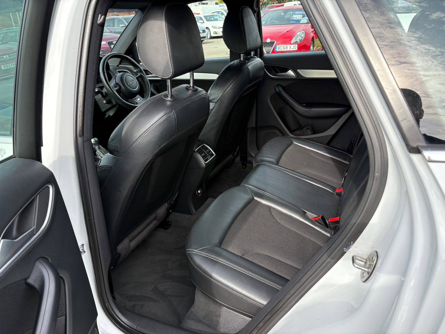 Used Audi Q3 2017 for sale - 76065376: Photo 23