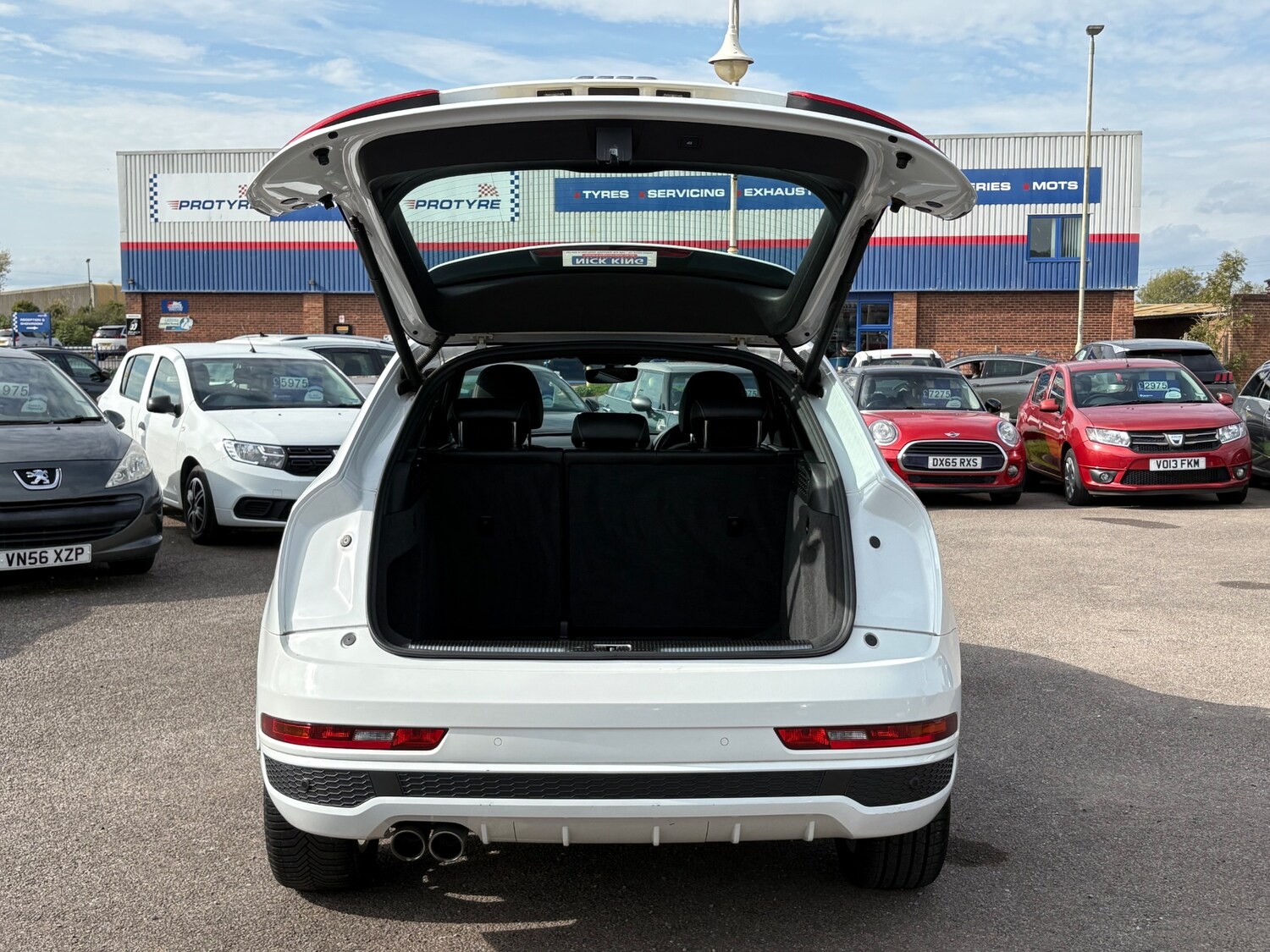 Used Audi Q3 2017 for sale - 76065376: Photo 38