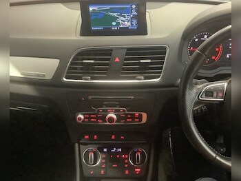 Used Audi Q3 2016 for sale - 76611330: Photo