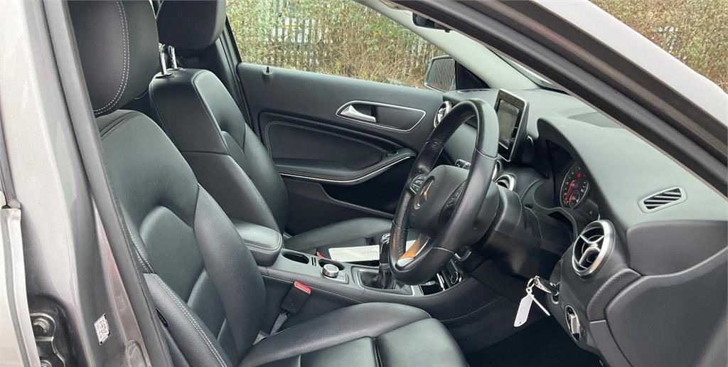 Used Mercedes-Benz A-Class 2017 for sale - 77106191: Photo 3