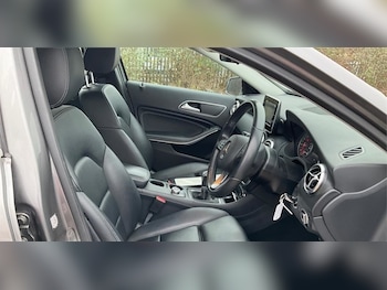 Used Mercedes-Benz A-Class 2017 for sale - 77106191: Photo