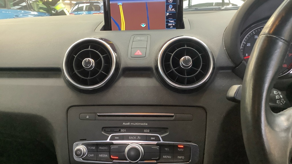 Used Audi A1 2017 for sale - 77760661: Photo 3