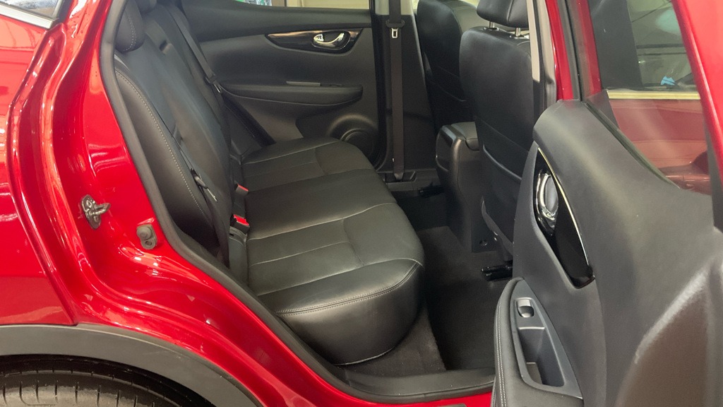 Used Nissan Qashqai 2016 for sale - 77023510: Photo 10