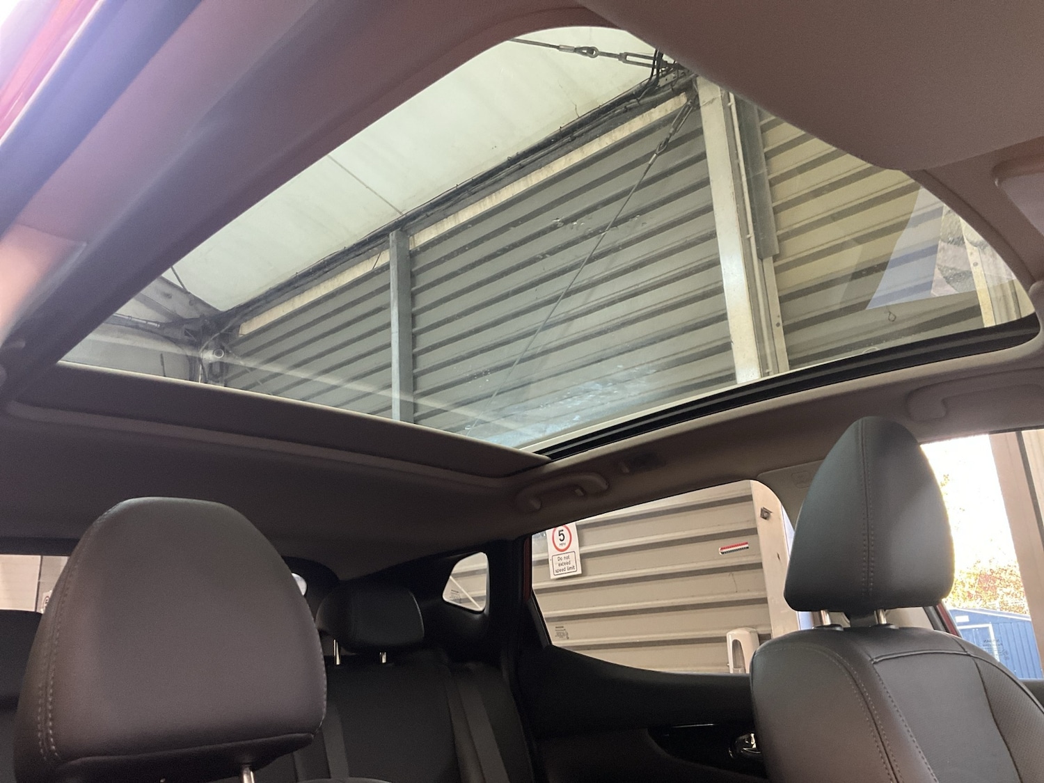 Used Nissan Qashqai 2016 for sale - 77023510: Photo 3