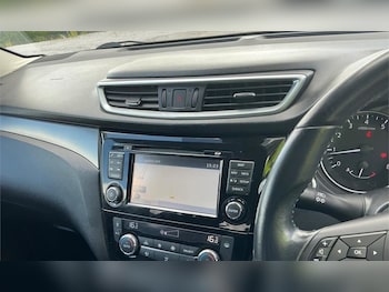 Used Nissan Qashqai 2018 for sale - 79308081: Photo