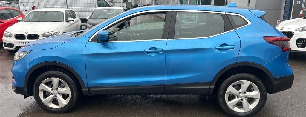 Used Nissan Qashqai 2018 for sale - 77555167: Photo 2