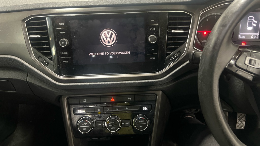 Used Volkswagen T-Roc 2019 for sale - 76709679: Photo 8