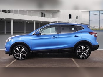 Used Nissan Qashqai 2017 for sale - 77274673: Photo