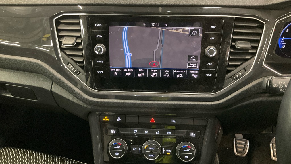 Used Volkswagen T-Roc 2018 for sale - 77460833: Photo 3