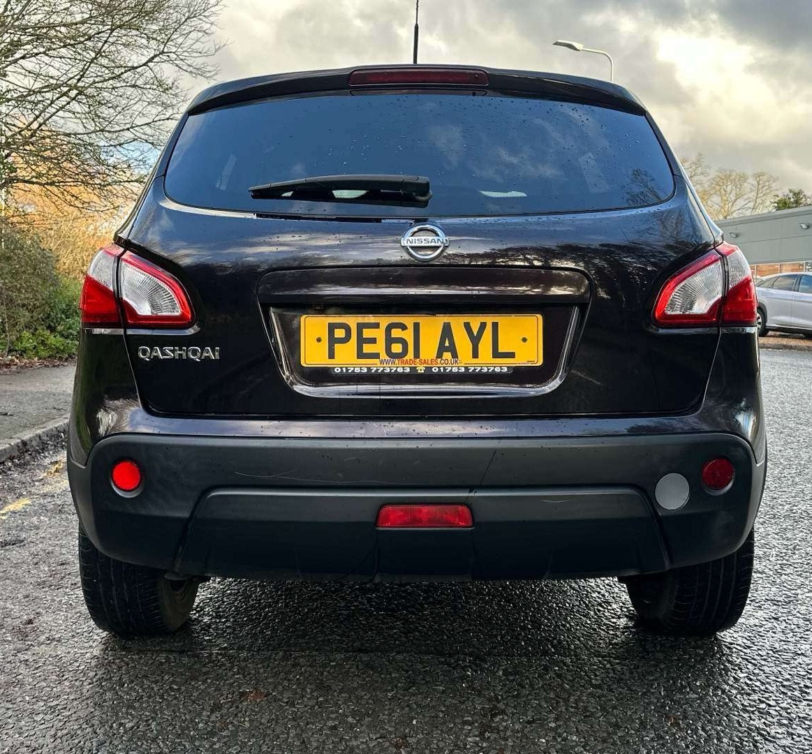 Used Nissan Qashqai 2011 for sale - 77337892: Photo 11