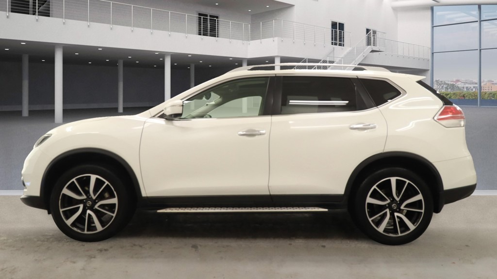 Used Nissan X-Trail 2015 for sale - 76834724: Photo 2