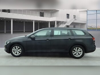 Used Volkswagen Passat 2016 for sale - 77248592: Photo