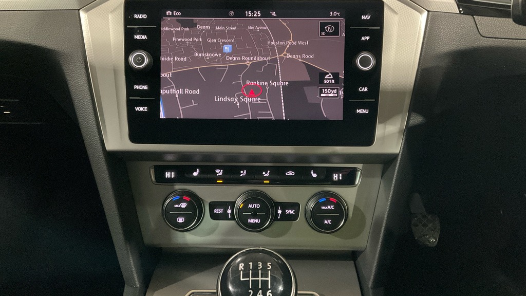 Used Volkswagen Passat 2018 for sale - 77381315: Photo 3