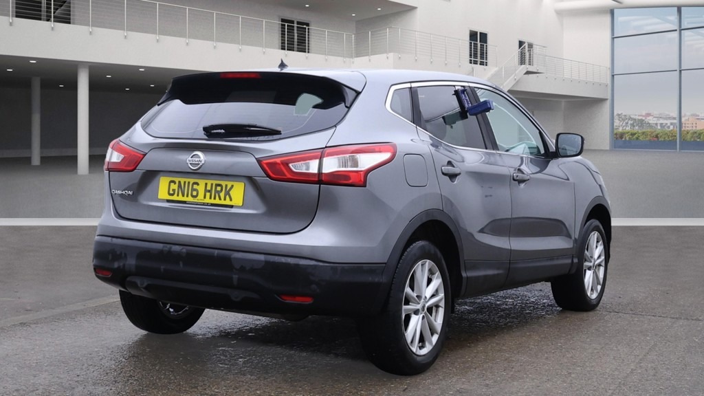Used Nissan Qashqai 2016 for sale - 76682477: Photo 5