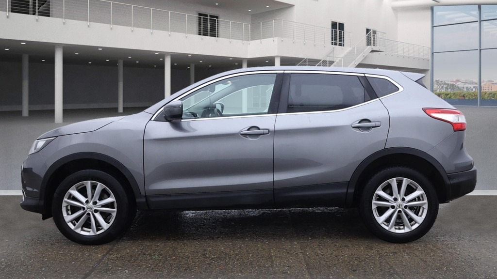 Used Nissan Qashqai 2016 for sale - 76682477: Photo 7