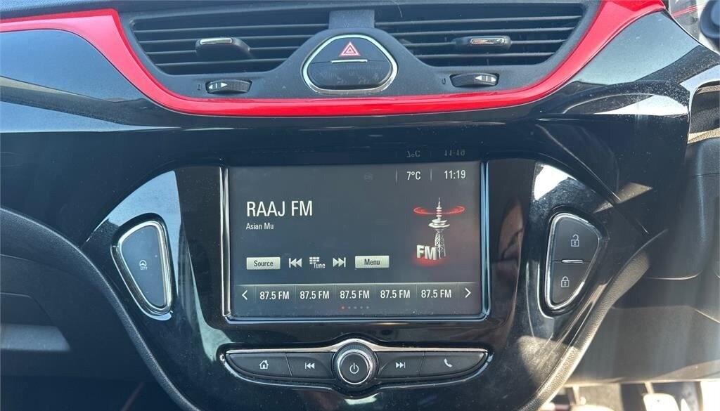 Used Vauxhall Corsa 2016 for sale - 77762617: Photo 4