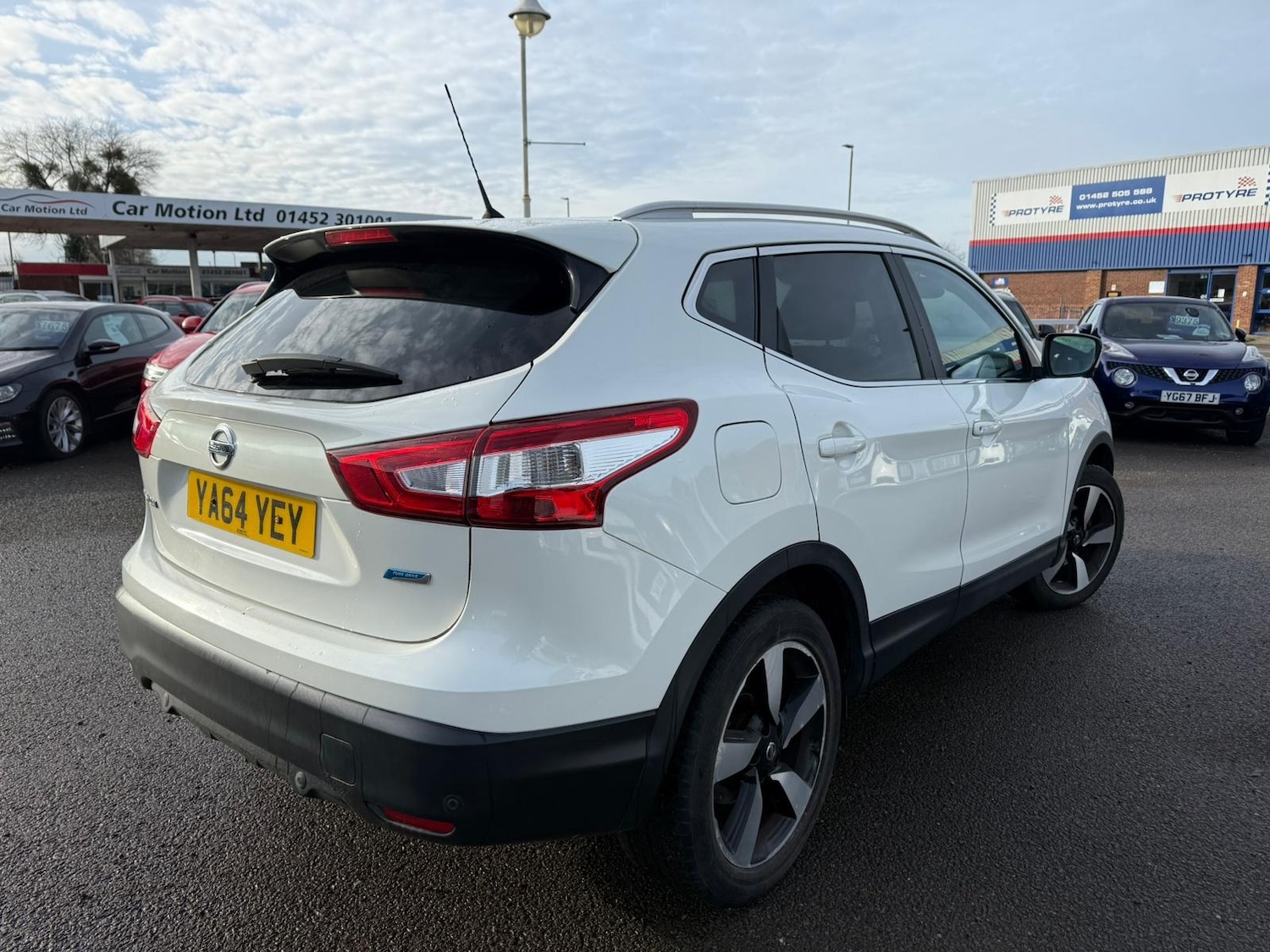 Used Nissan Qashqai 2015 for sale - 76815155: Photo 4