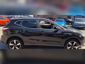 Nissan - Qashqai