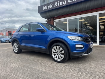 Used Volkswagen T-Roc 2018 for sale - 78992903: Photo