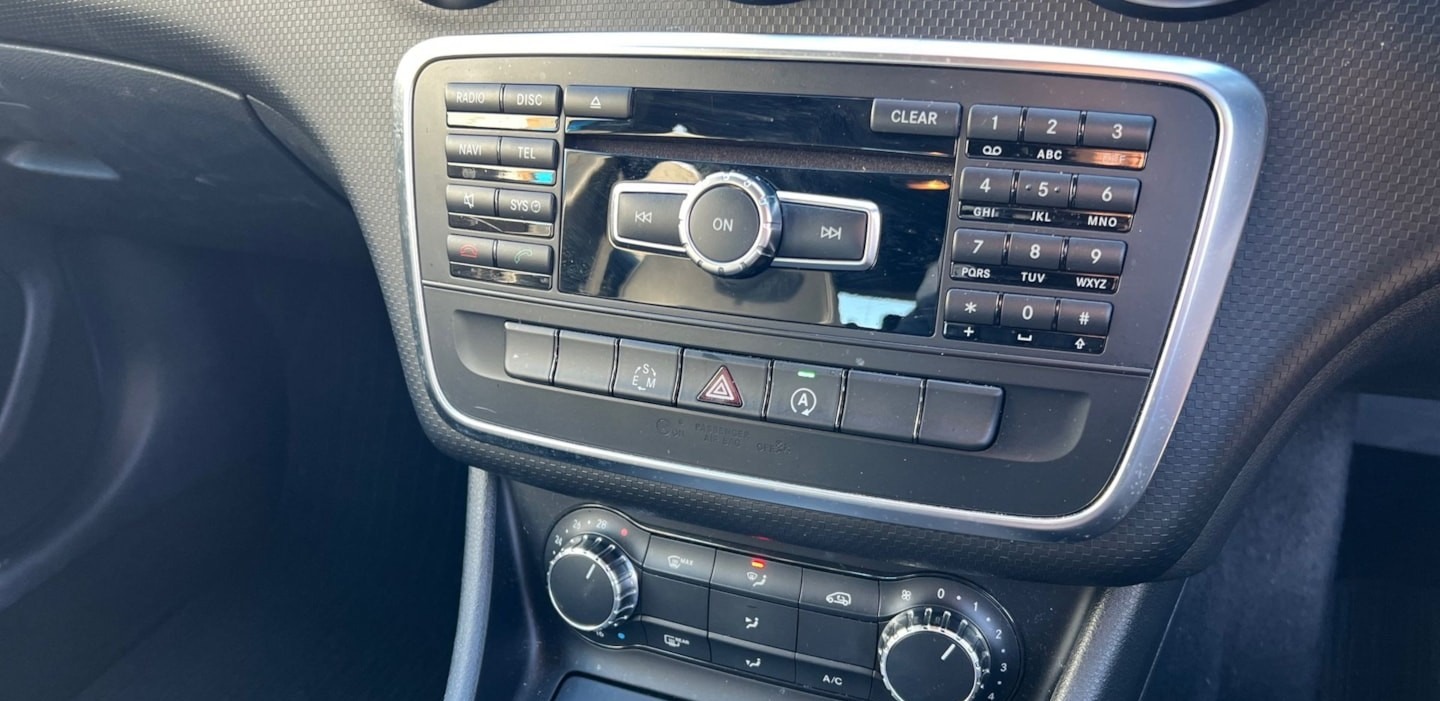 Used Mercedes-Benz A-Class 2015 for sale - 76652835: Photo 10