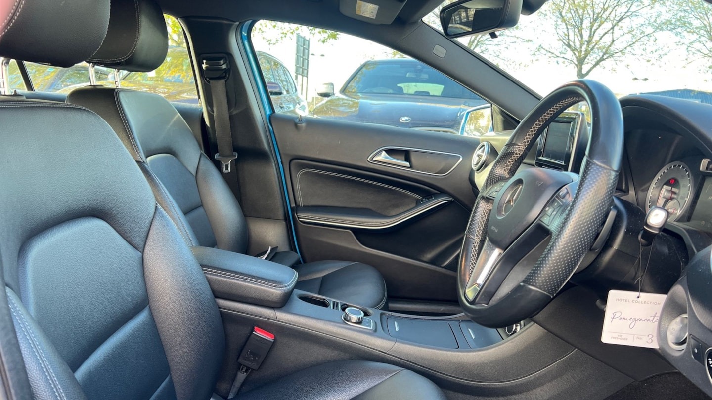 Used Mercedes-Benz A-Class 2015 for sale - 76652835: Photo 7