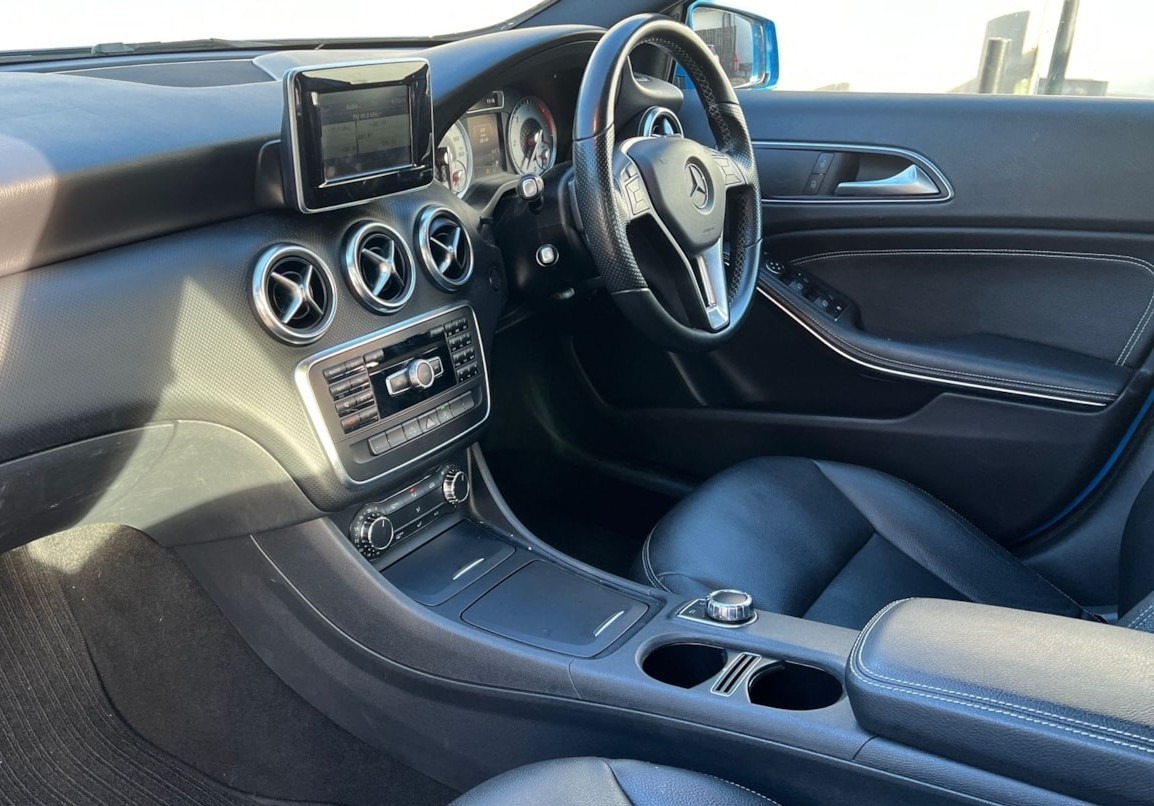 Used Mercedes-Benz A-Class 2015 for sale - 76652835: Photo 8