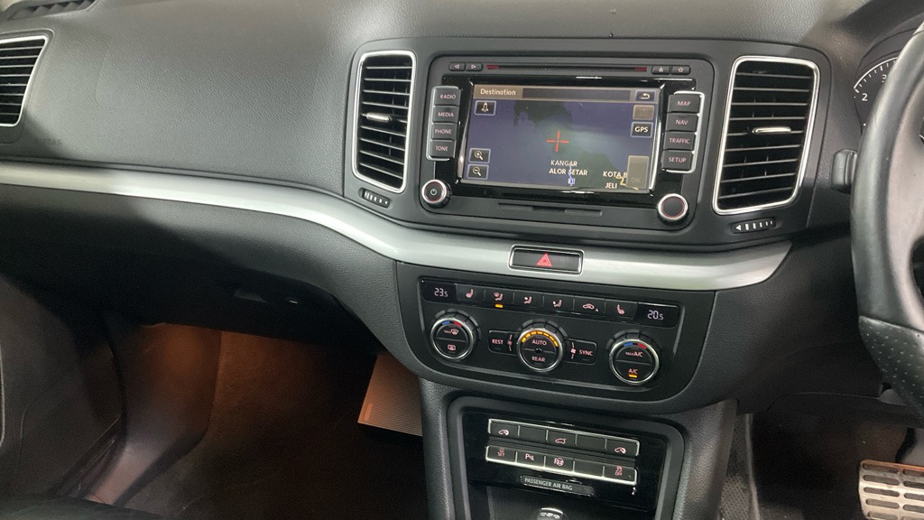 Used Volkswagen Sharan 2025 for sale - 77804145: Photo 5