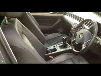 Used Volkswagen Passat 2019 for sale - 74086515: Photo