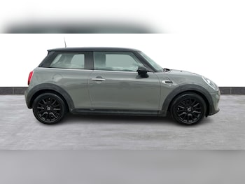 Used MINI Hatch 2019 for sale - 79252562: Photo