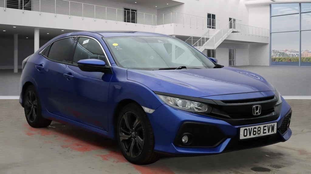 Used Honda Civic 2018 for sale - 76906021: Photo 4