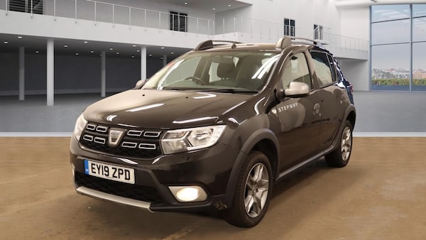 Used Dacia Sandero Stepway 2019 for sale - 75683607: Photo 3