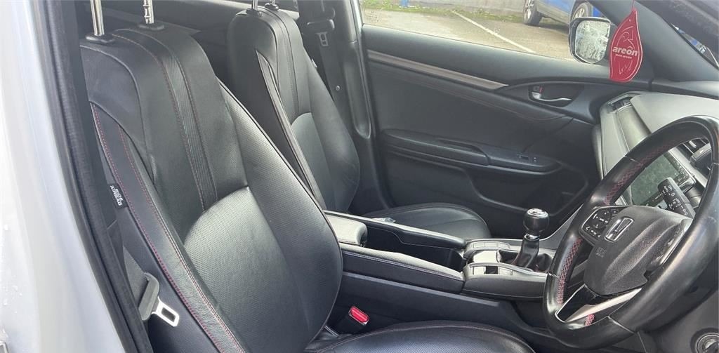 Used Honda Civic 2019 for sale - 77581440: Photo 3