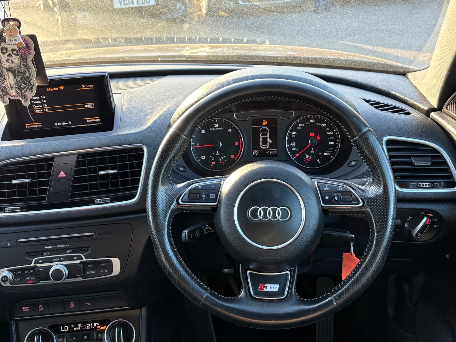 Used Audi Q3 2015 for sale - 76222072: Photo 10