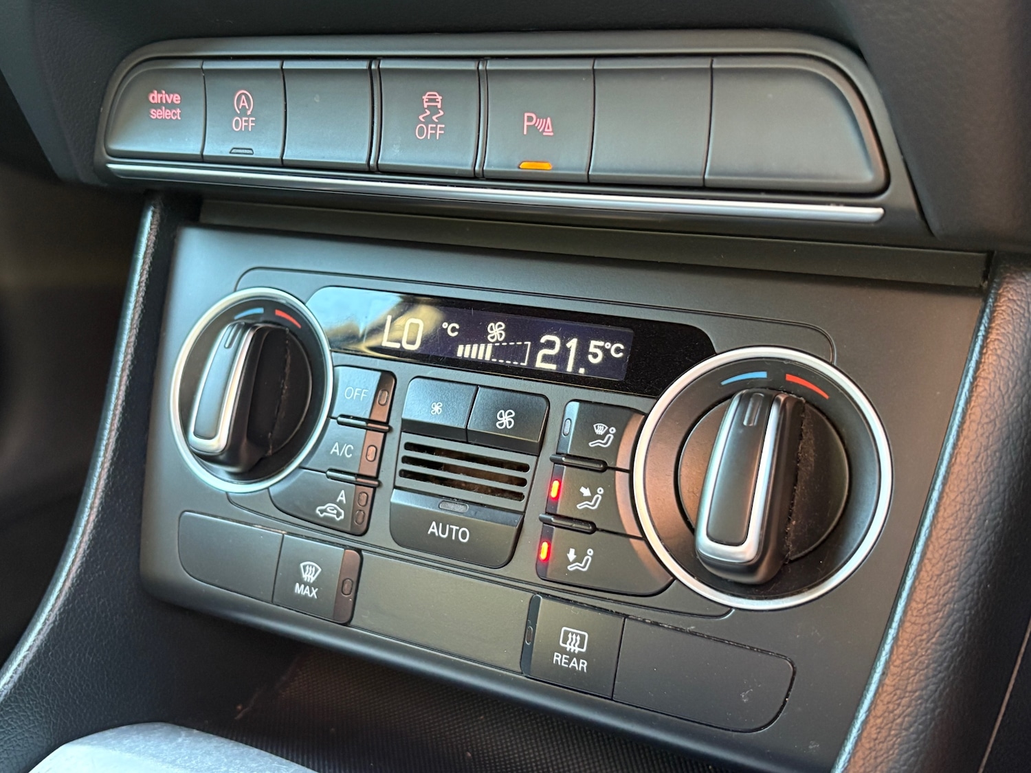 Used Audi Q3 2015 for sale - 76222072: Photo 16