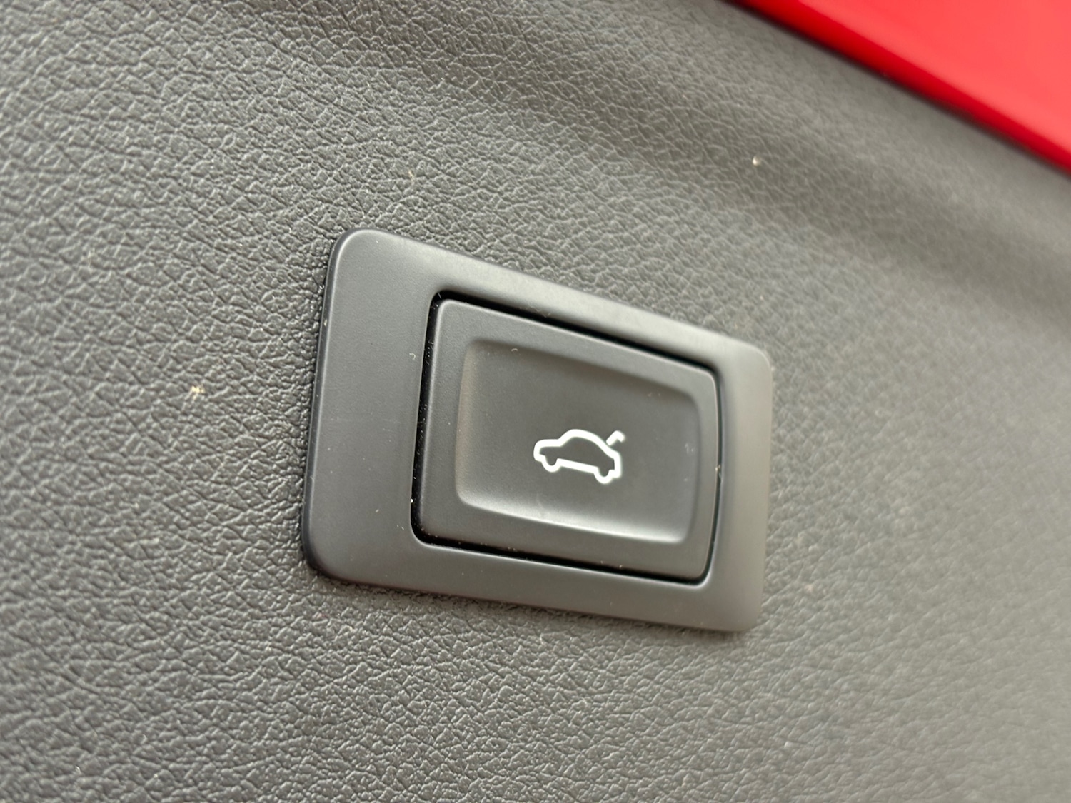 Used Audi Q3 2015 for sale - 76436581: Photo 30