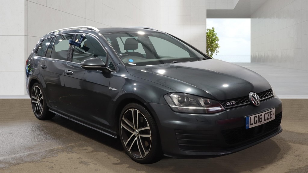 Used Volkswagen Golf 2016 for sale - 78067303: Photo 1