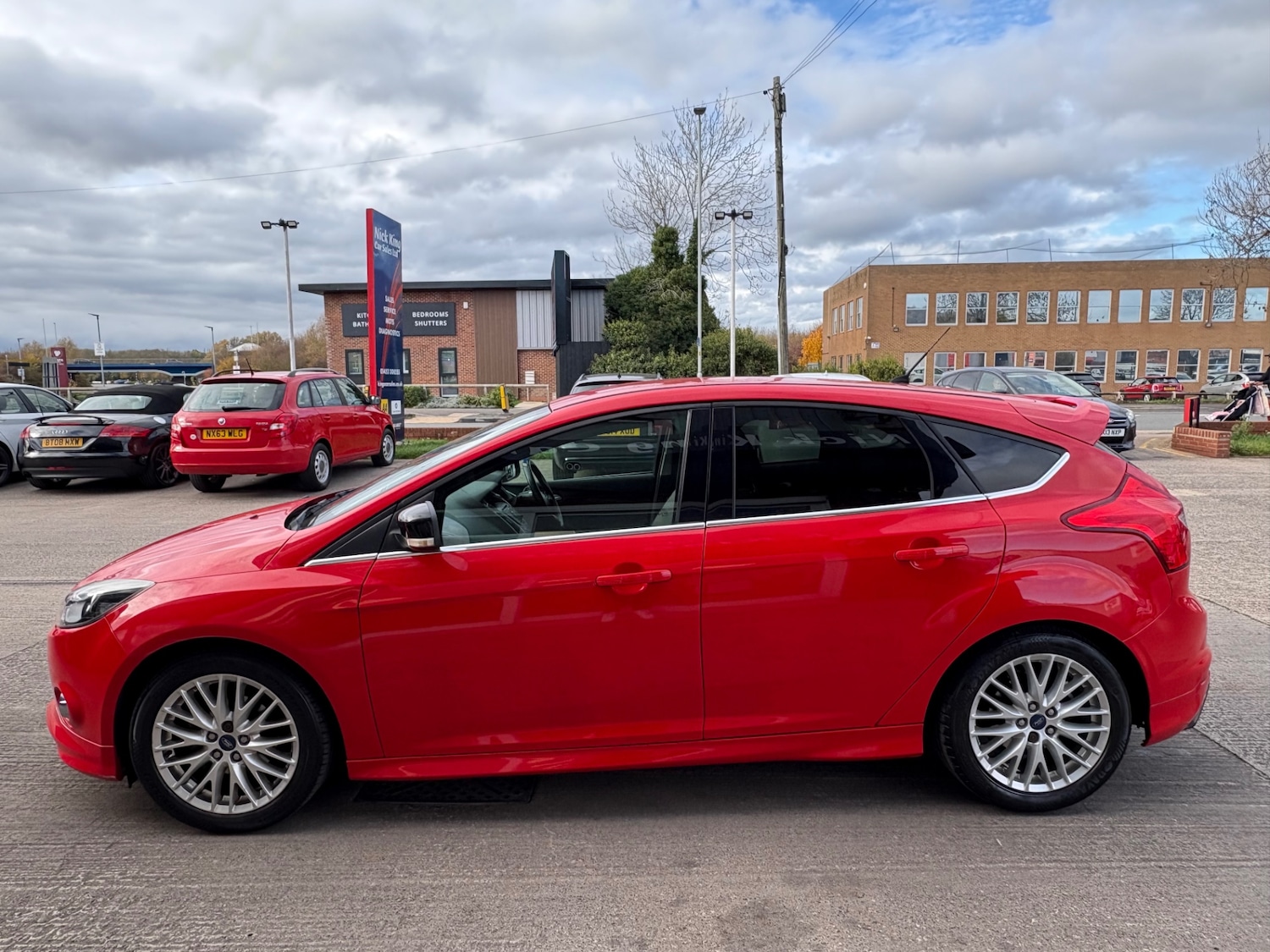 Used Ford Focus 2012 for sale - 76494118: Photo 2