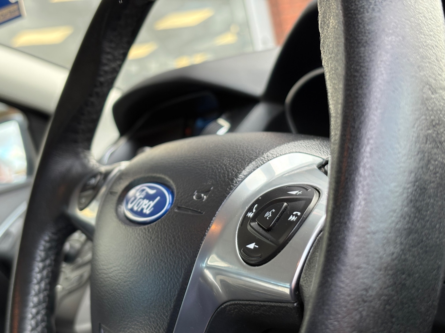 Used Ford Focus 2012 for sale - 76494118: Photo 22