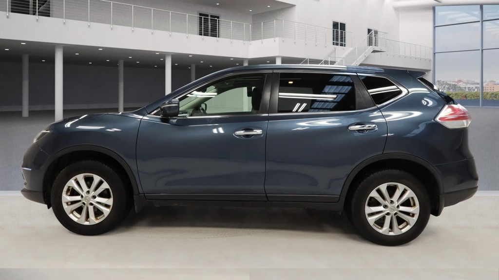 Used Nissan X-Trail 2016 for sale - 77023977: Photo 2