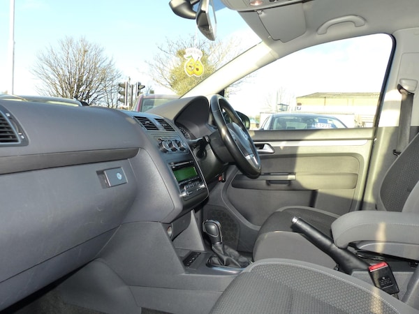 Used Volkswagen Touran 2014 for sale - 68951278: Photo 6