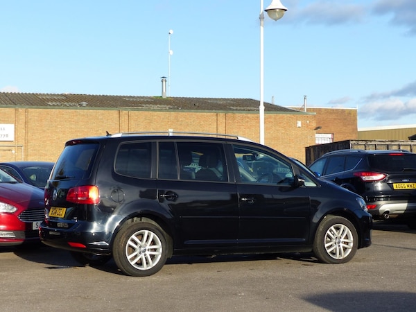 Used Volkswagen Touran 2014 for sale - 68951278: Photo 9