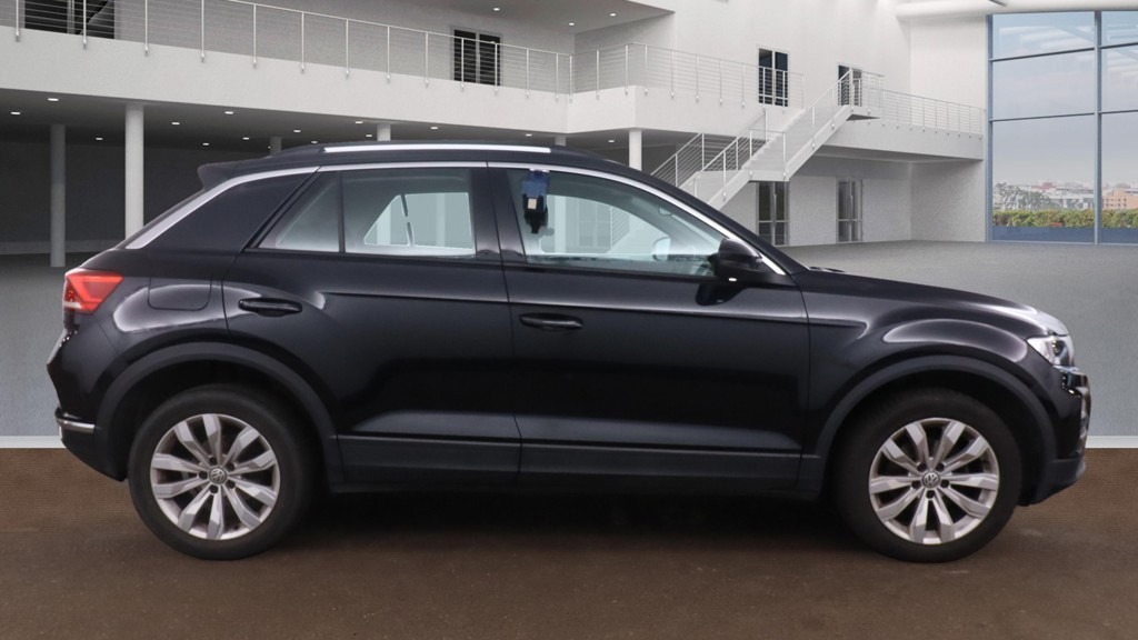Used Volkswagen T-Roc 2019 for sale - 76625680: Photo 1