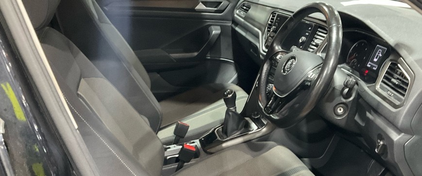 Used Volkswagen T-Roc 2019 for sale - 76625680: Photo 8