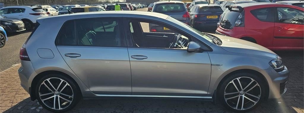 Used Volkswagen Golf 2016 for sale - 77950349: Photo 6