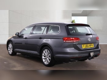 Used Volkswagen Passat 2016 for sale - 78992910: Photo