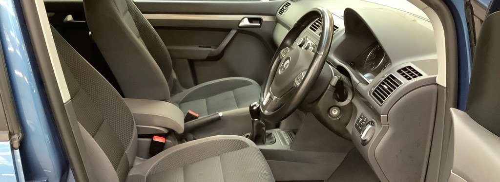 Used Volkswagen Touran 2015 for sale - 76625581: Photo 3