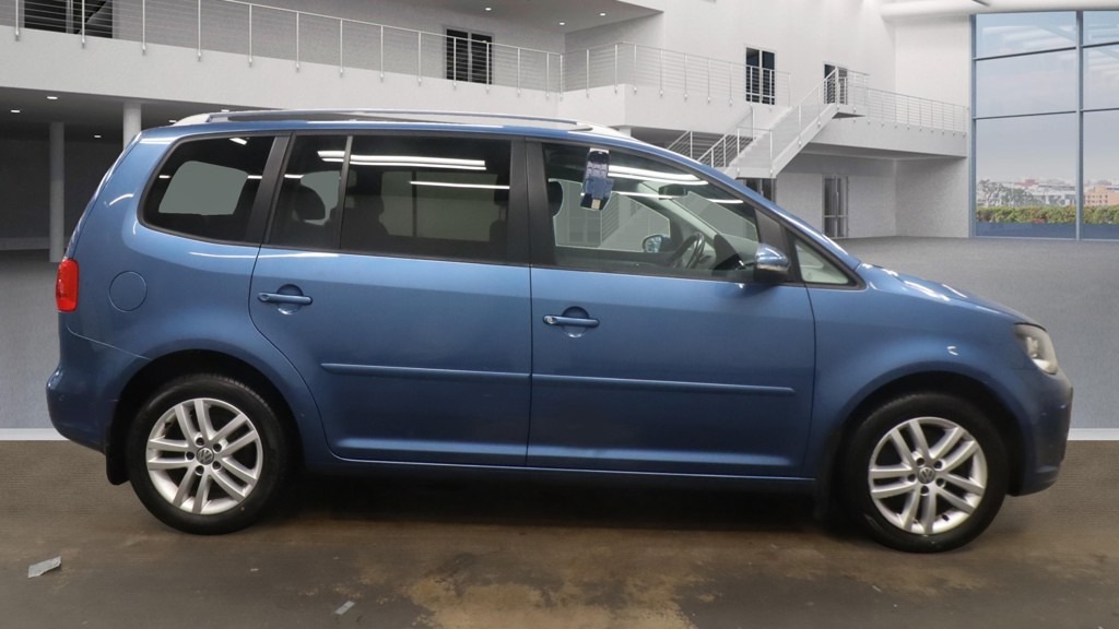 Used Volkswagen Touran 2015 for sale - 76625581: Photo 5