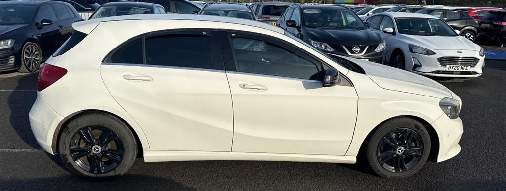 Used Mercedes-Benz A-Class 2015 for sale - 76426801: Photo 1